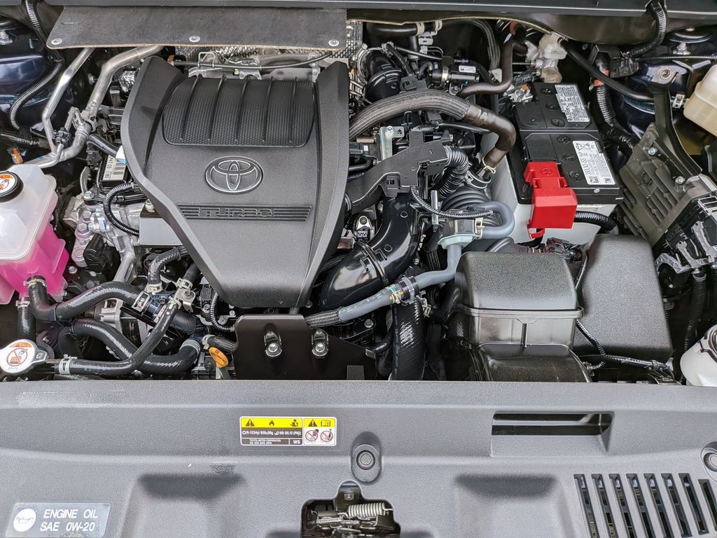 Used 2026 Toyota Highlander XLE AWD/4WD image 44