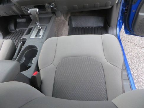 Used 2013 Nissan Xterra S AWD/4WD image 30