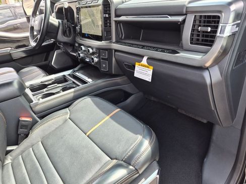 Used 2024 Ford F250 Platinum AWD/4WD image 21