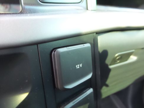 Used 2024 Ford F150 XL w/ Equipment Group 103A High image 61