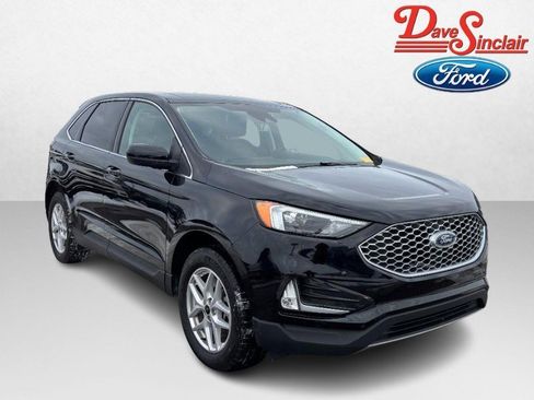Used 2024 Ford Edge SEL w/ Convenience Package AWD/4WD image 4