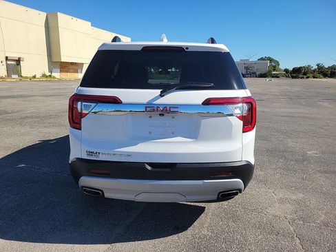 Used 2023 GMC Acadia SLT image 7