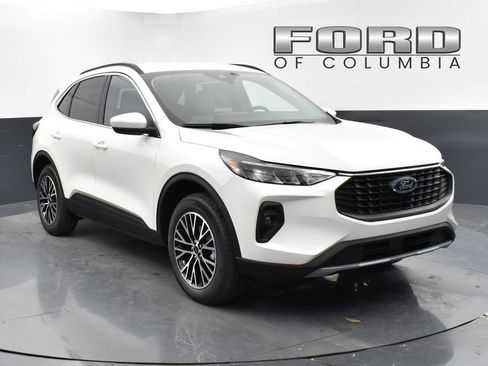 New 2025 Ford Escape SE FWD image 1