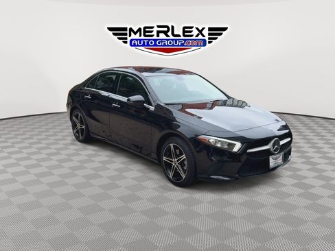 Used 2019 Mercedes-Benz A 220 4MATIC w/ Premium Package image 2