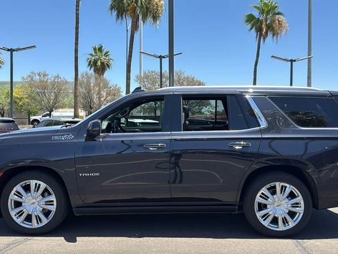 Used 2023 Chevrolet Tahoe High Country AWD/4WD image 4