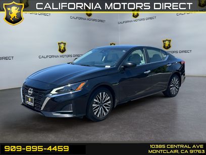 Used 2023 Nissan Altima 2.5 SV w/ SV Premium Package