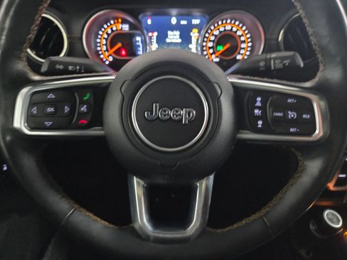 Used 2021 Jeep Gladiator Overland AWD/4WD image 30