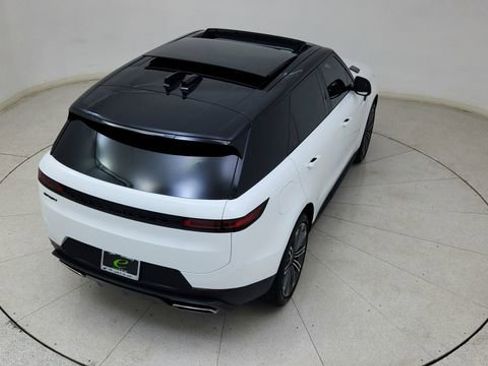 Used 2024 Land Rover Range Rover Sport SE image 80