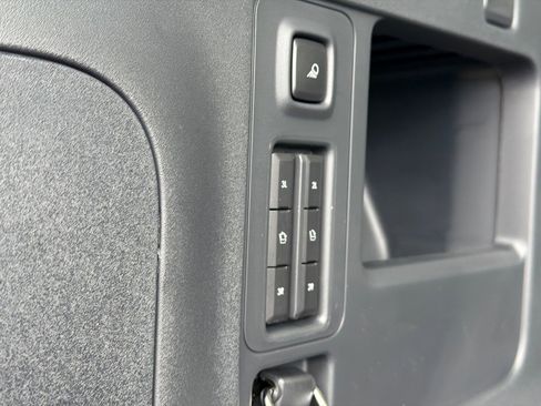 New 2026 Lincoln Navigator L Premier image 10