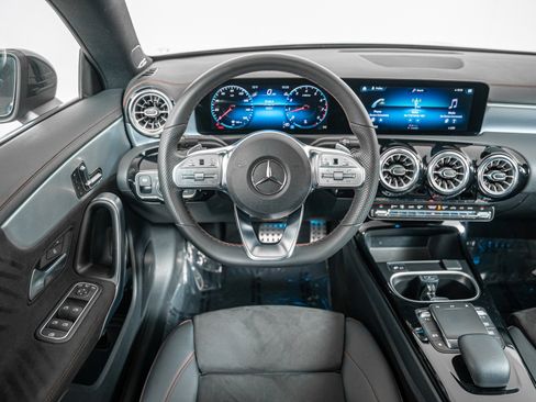 Certified 2023 Mercedes-Benz CLA 250 image 11