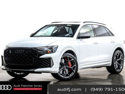 New 2025 Audi RS Q8 performance