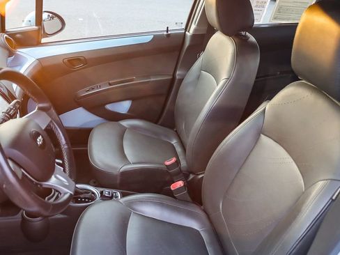 Used 2015 Chevrolet Spark LT image 37