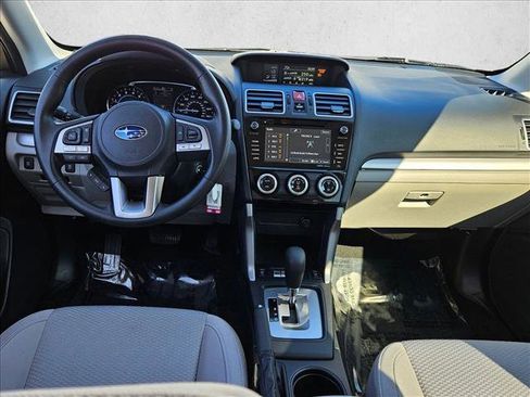 Used 2018 Subaru Forester 2.5i Premium image 17