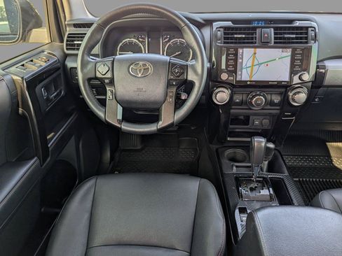 Used 2020 Toyota 4Runner Venture w/ Moonroof Package AWD/4WD image 29