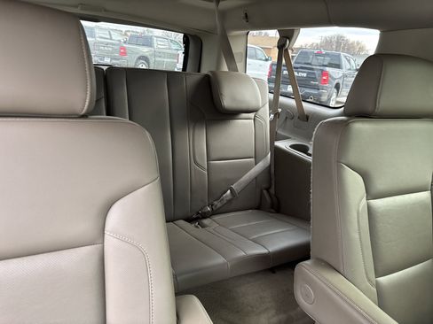Used 2015 Chevrolet Suburban LTZ image 10