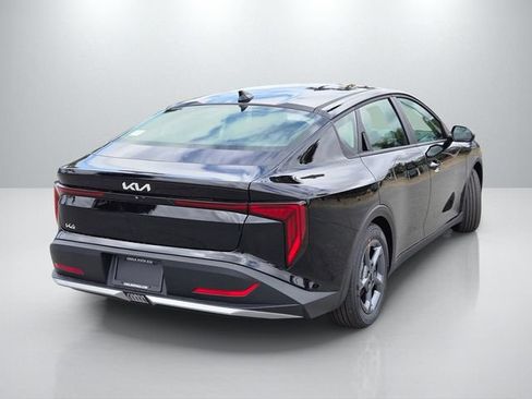 New 2026 Kia K4 FWD image 4