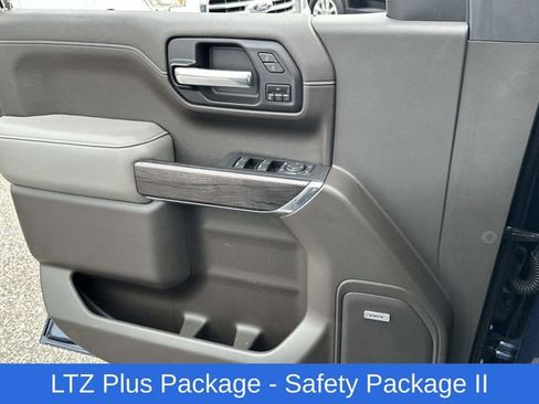 Used 2021 Chevrolet Silverado 1500 LTZ w/ LTZ Premium Package image 14