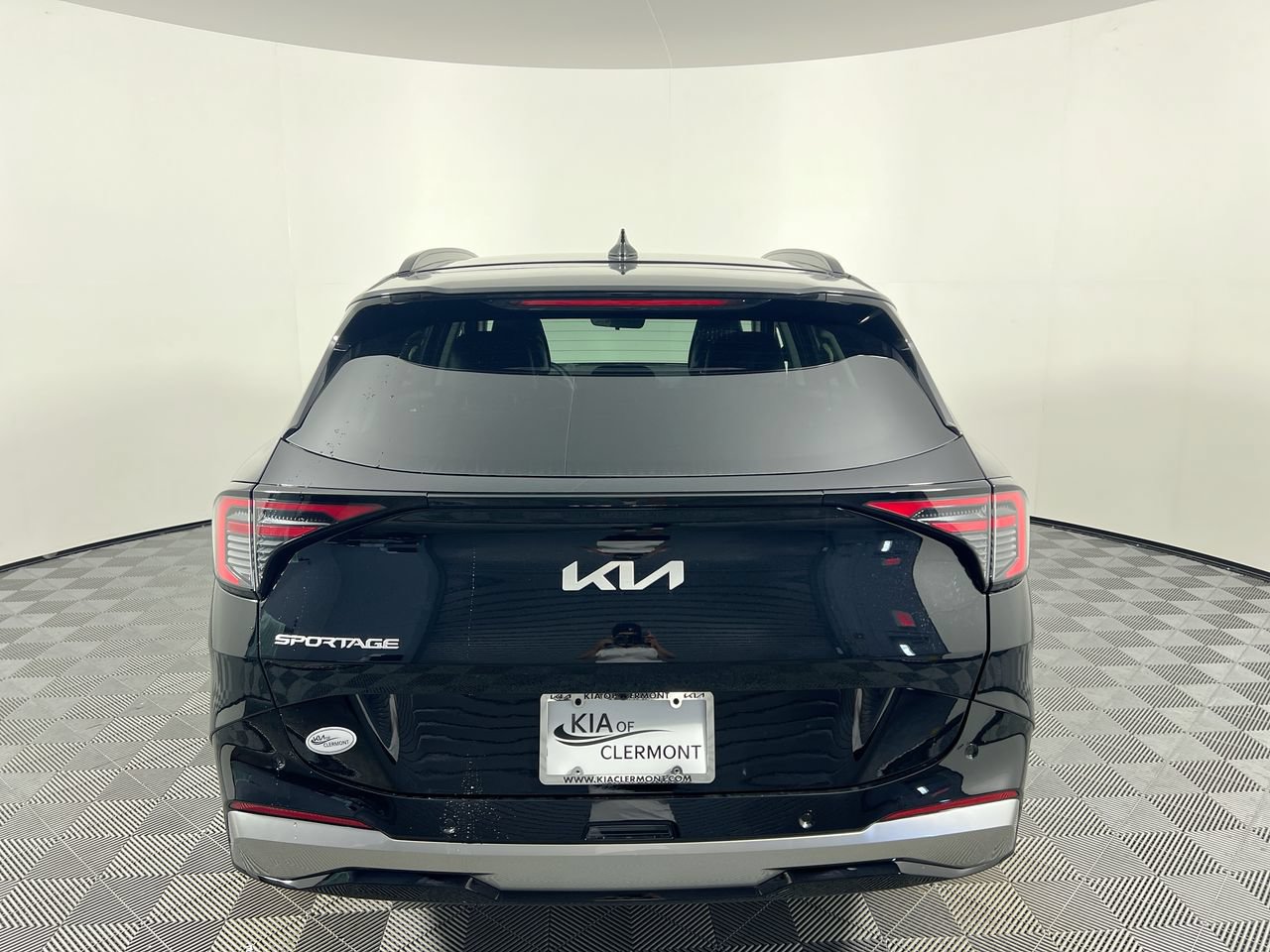 New 2026 Kia Sportage SX FWD image 4
