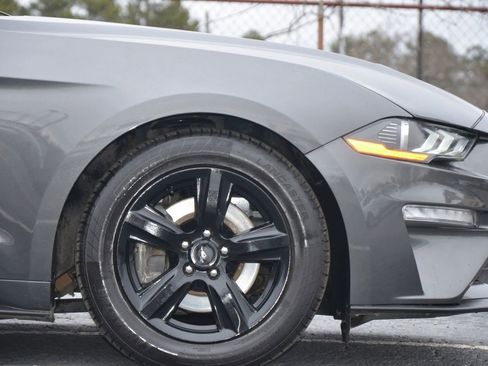 Used 2018 Ford Mustang Coupe image 12