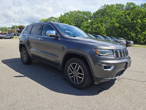 Used 2020 Jeep Grand Cherokee Limited w/ Premium Lighting Group AWD/4WD image 2