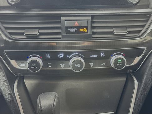 Certified 2022 Honda Accord Sport image 15