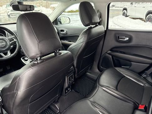 Used 2021 Jeep Compass Latitude w/ Convenience Group image 11