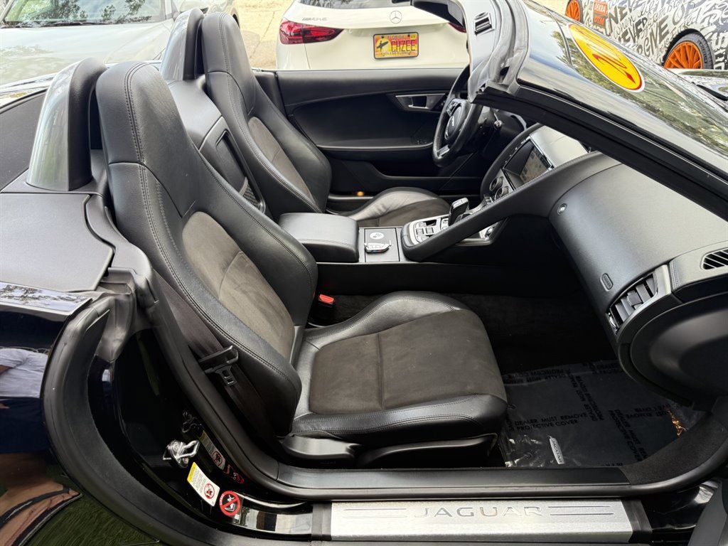 Used 2017 Jaguar F-TYPE Convertible RWD image 19