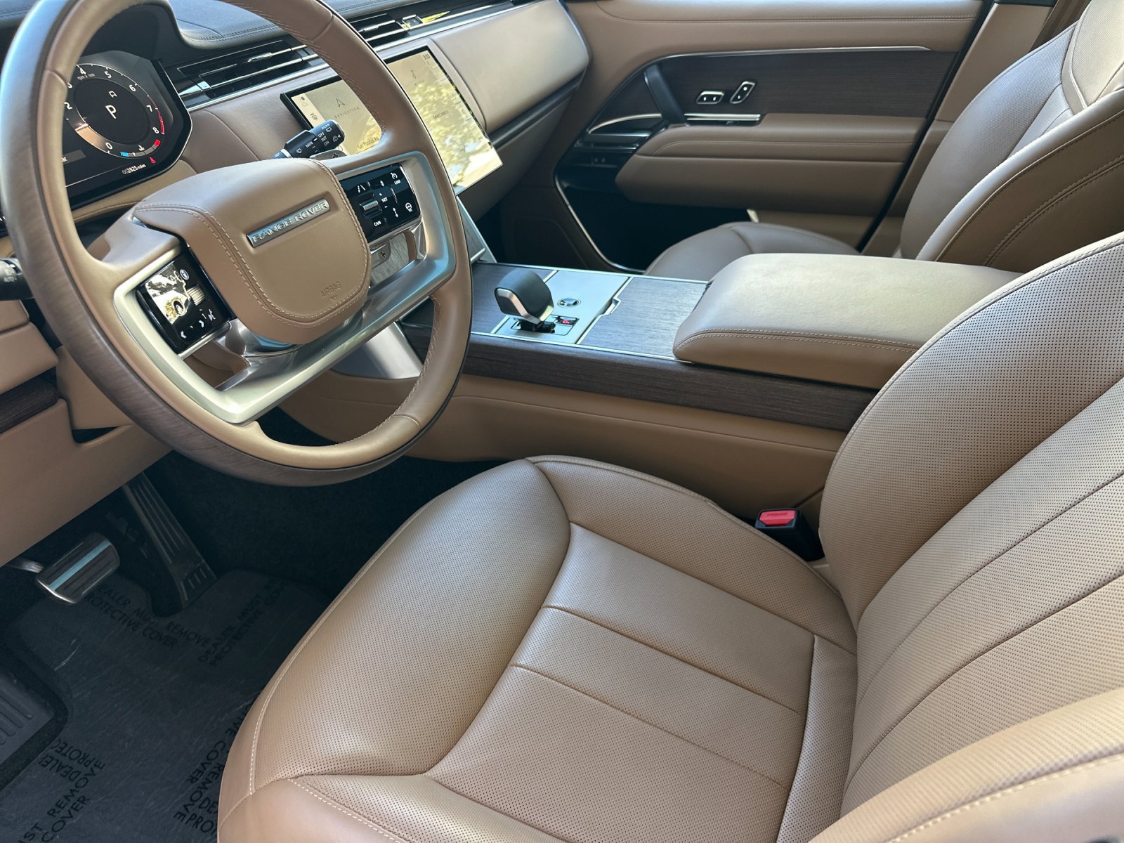 New 2026 Land Rover Range Rover Long Wheelbase SE AWD/4WD image 10