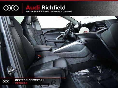Used 2025 Audi Q5 Premium Plus w/ Premium Plus AWD/4WD image 12