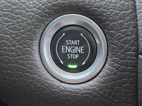 Used 2021 GMC Yukon Denali w/ LPO, Illumination Package AWD/4WD image 35