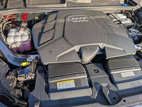 New 2026 Audi Q7 3.0T Premium Plus AWD/4WD image 18