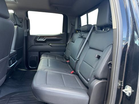 Used 2024 GMC Sierra 1500 Elevation w/ Elevation Premium Package AWD/4WD image 10