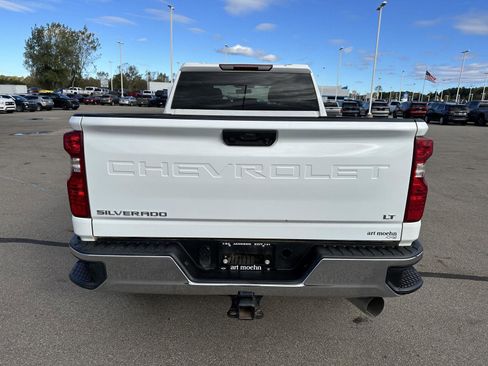 Used 2023 Chevrolet Silverado 2500 LT image 4