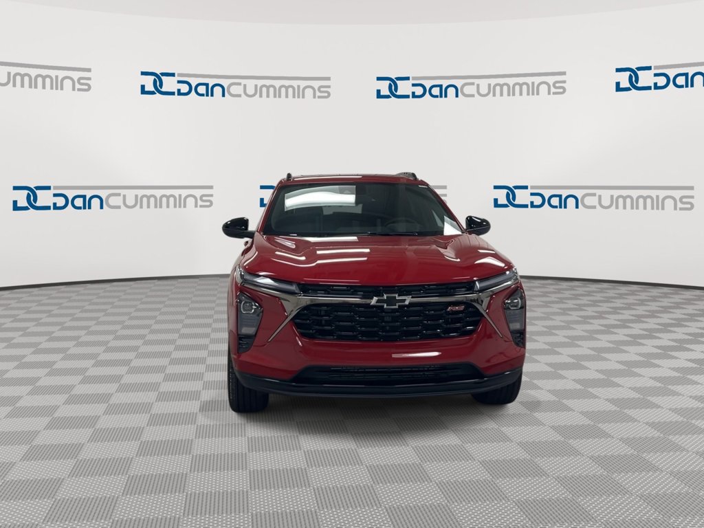 New 2026 Chevrolet Trax RS w/ Sunroof Package FWD image 3