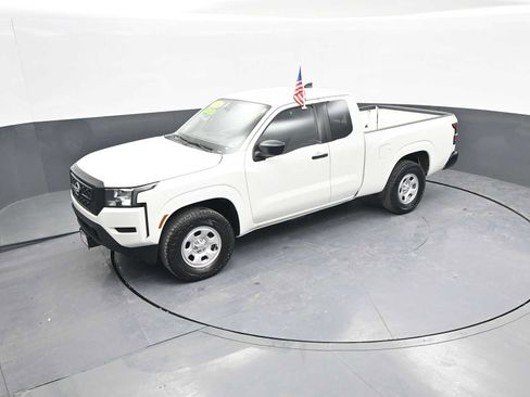 Used 2022 Nissan Frontier S image 29
