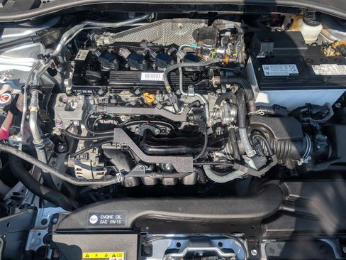 Certified 2023 Toyota Corolla Cross XLE w/ Convenience Package FWD image 10
