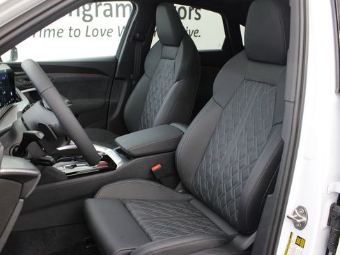 New 2026 Audi SQ5 Premium Plus image 15