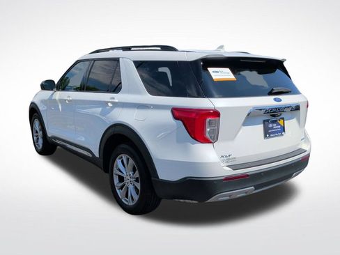 Certified 2023 Ford Explorer XLT w/ Equipment Group 202A AWD/4WD image 5