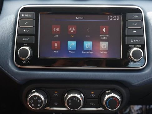 New 2025 Nissan Versa SV w/ Trunk Package image 28