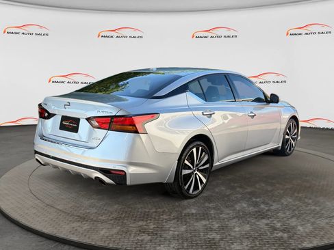 Used 2021 Nissan Altima 2.5 Platinum AWD/4WD image 10