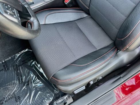 Used 2016 Toyota Camry SE FWD image 18