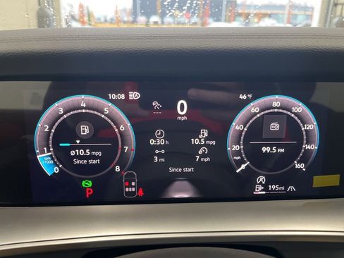 New 2026 Volkswagen Tiguan SE R-Line AWD/4WD image 17