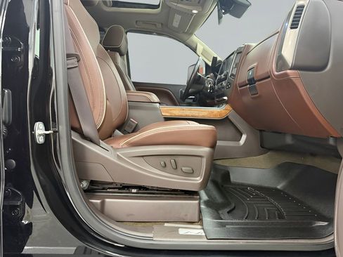 Used 2016 Chevrolet Silverado 3500 High Country w/ Duramax Plus Package image 13