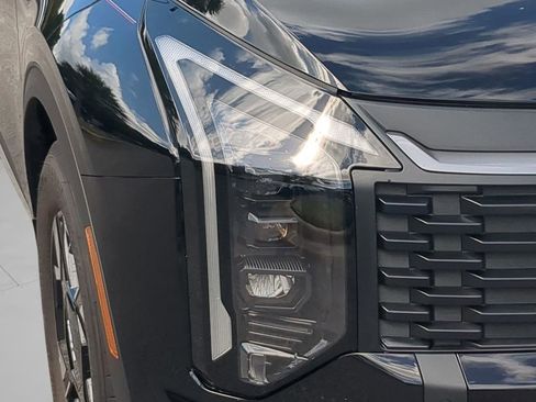 New 2026 Kia Sportage LX image 9