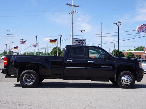 Used 2014 GMC Sierra 3500 Denali w/ Snow Plow Prep Package AWD/4WD image 8