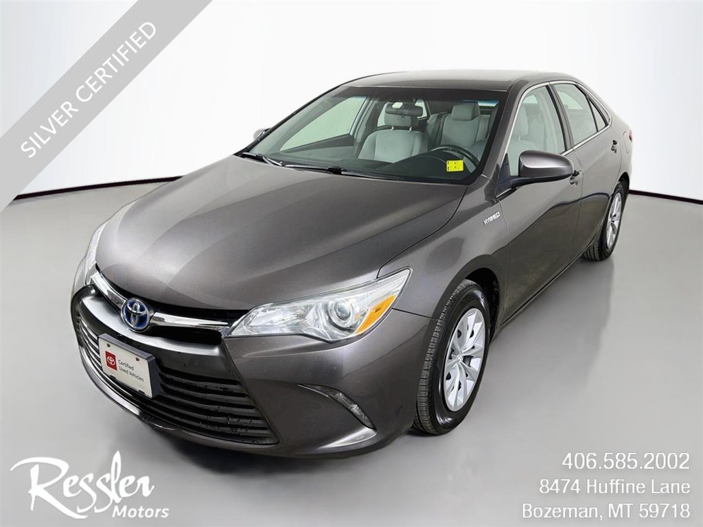 Used 2017 Toyota Camry LE FWD image 1