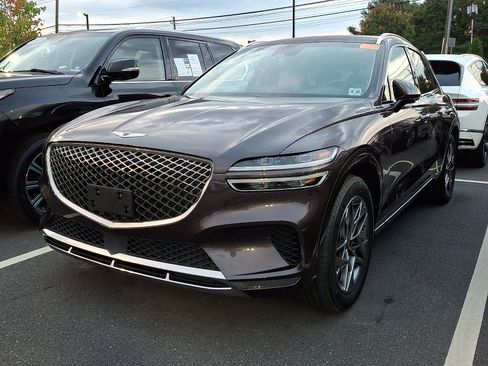 Used 2023 Genesis GV70 2.5T w/ Select Package AWD/4WD image 5