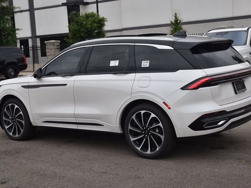 New 2026 Lincoln Nautilus Black Label AWD/4WD image 17