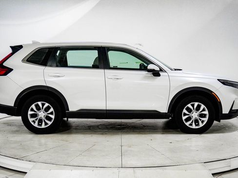Used 2023 Honda CR-V LX image 11