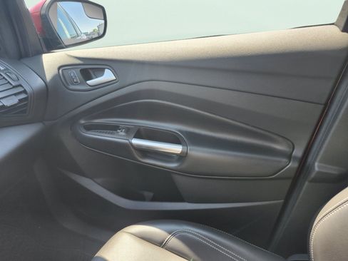 Used 2019 Ford Escape SEL AWD/4WD image 26
